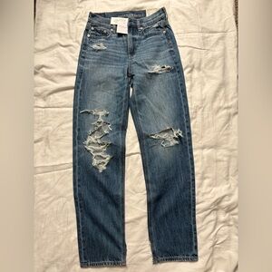 NWT American Eagle High-Rise Baggy Straight Ripped Blue Jeans with Ankle Rips